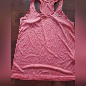 Raceback under Armor tank in pink size small women's loose heat gear